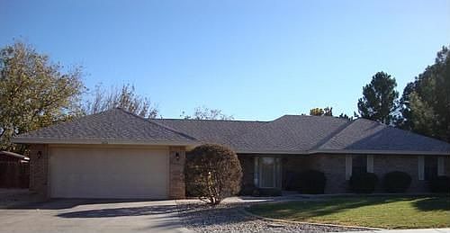 3rd image of 1104 Kachina Dr