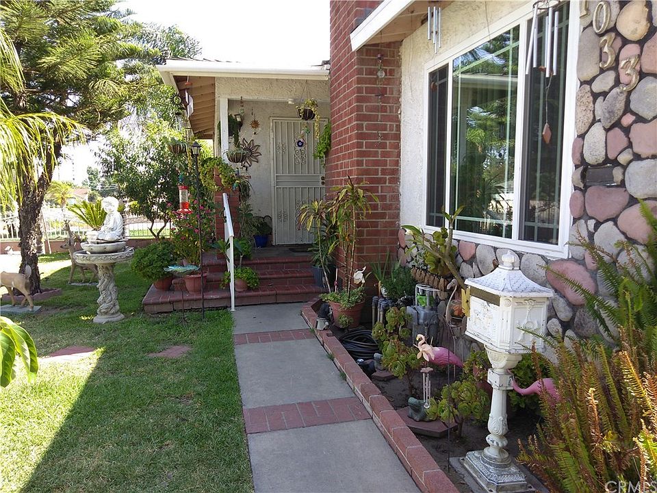 1st image of 1033 N San Antonio Ave