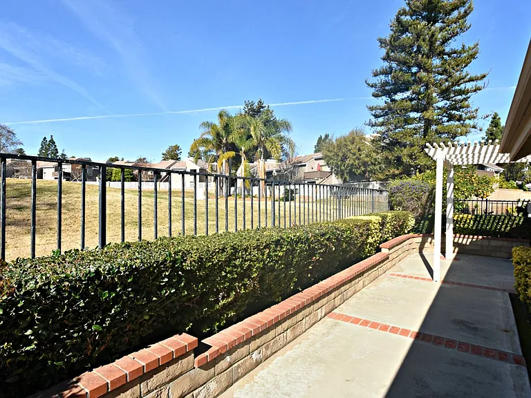 1955 Spyglass Cir — Photo 21