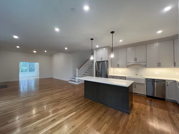 240 Sage Lane #31, Portsmouth, NH 03801