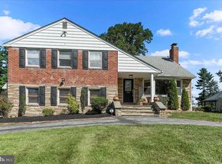200 N State Rd, Springfield, PA 19064