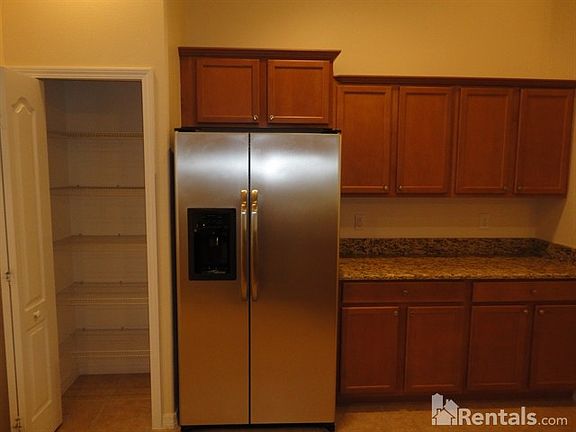 4th image of 525 Laguna Mill Dr