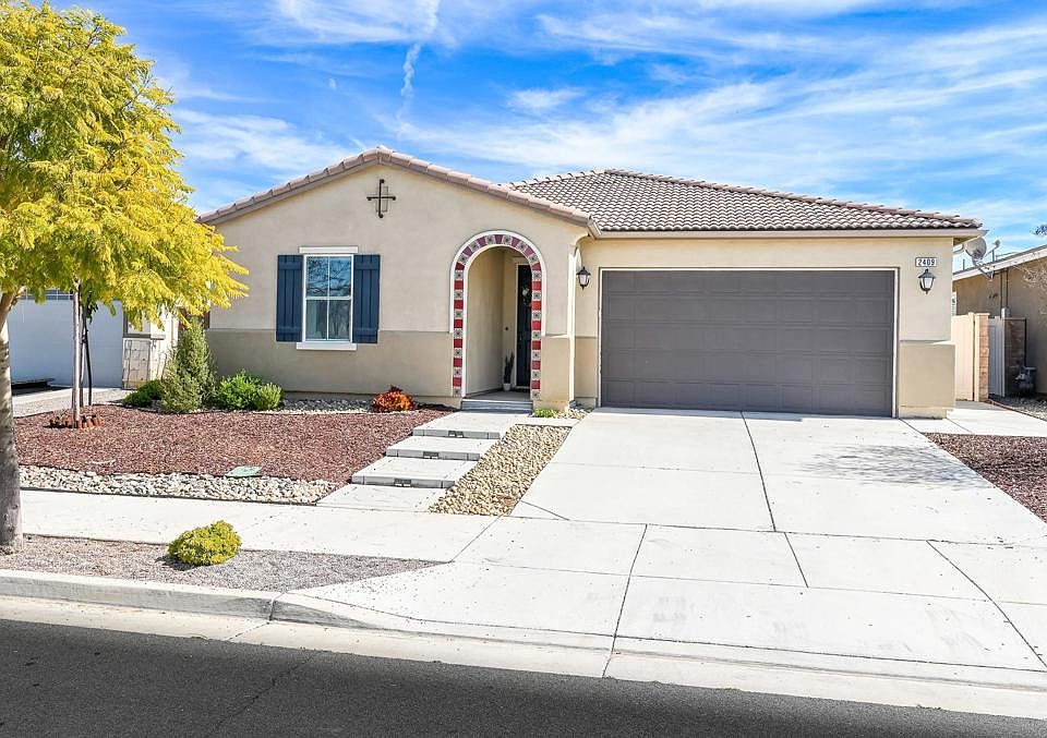 1st image of 2409 Tulip Dr