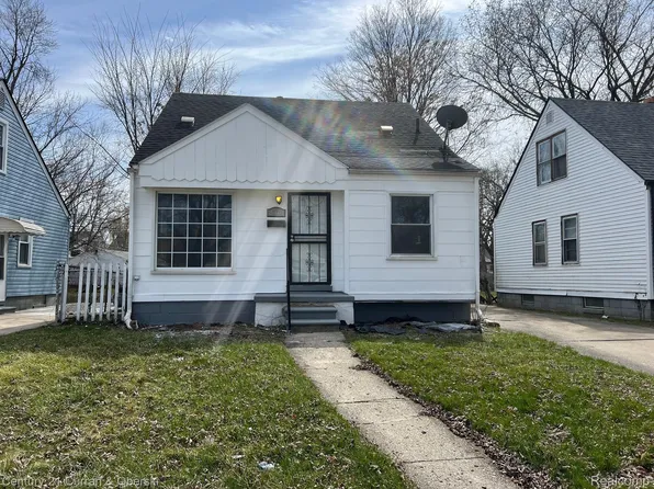 26671 W Hills Dr, Inkster, MI 48141