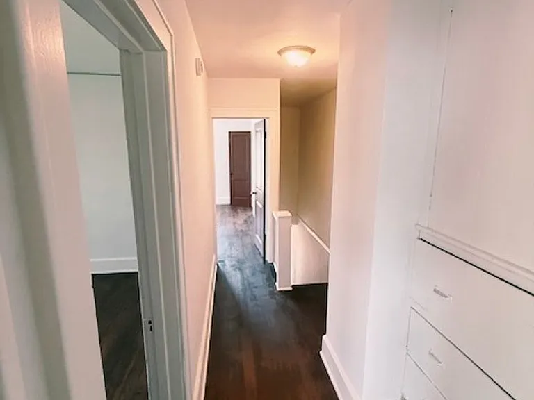80 E Grand Ave — Photo 9