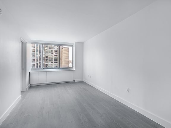 3rd image of 101 W End Ave APT 10W