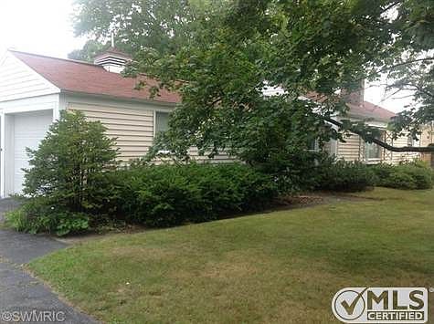 5th image of 2038 W Norton Ave