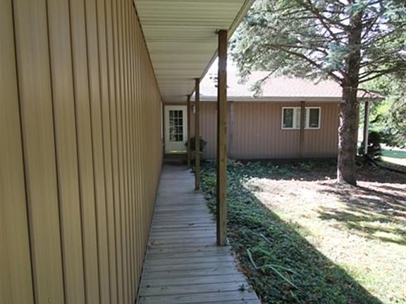 2nd image of 229 E Green Acres Ct