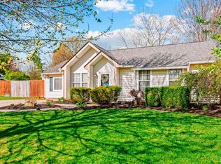 3895 Magnolia Dr, Amelia, OH
