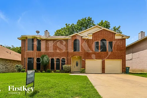 905 Shady Brook Ln Photo 1