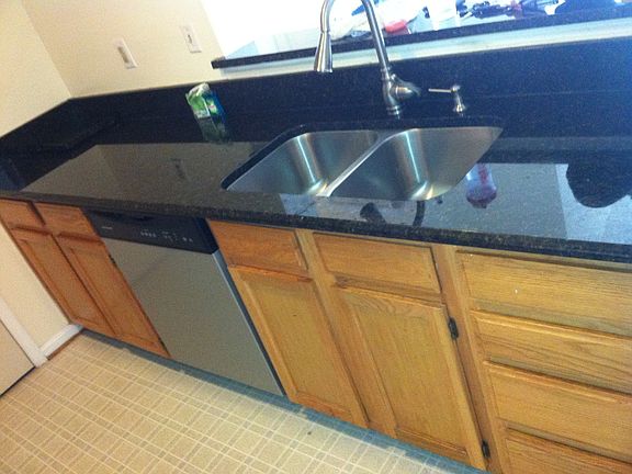 4th image of 5707 Olde Mill Ct Unit 117