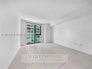 31 SE 6th St #1402 — Photo 25