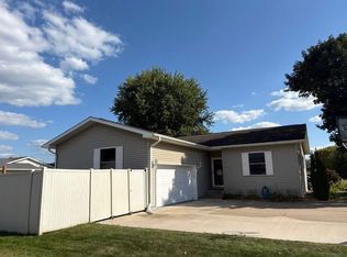 137 Acorn Ln, West Salem, WI 54669