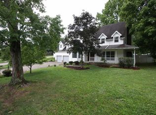 2 James Dr, Huntington, WV 25705