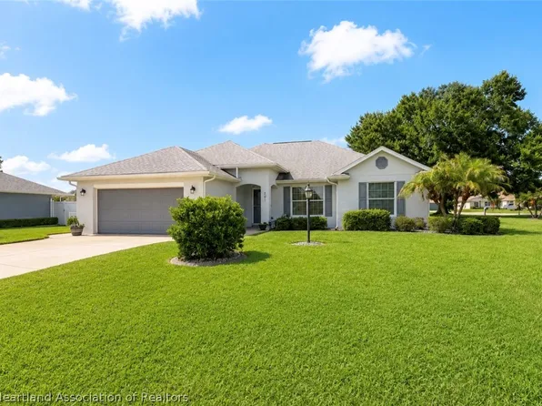 701 Barcelona Dr, Sebring, FL 33875