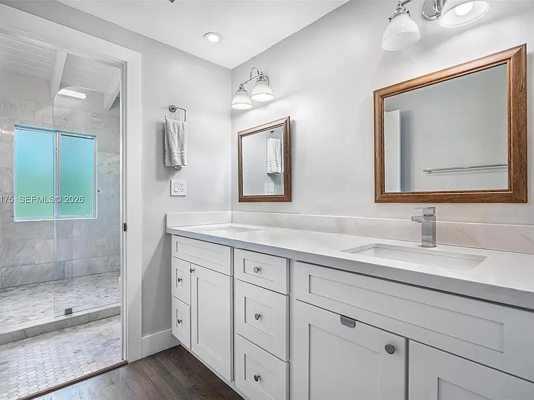 510 Bargello Ave — Photo 17