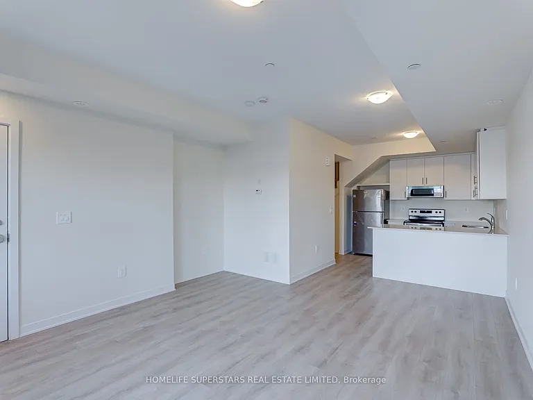 1695 Dersan St #313 — Photo 4