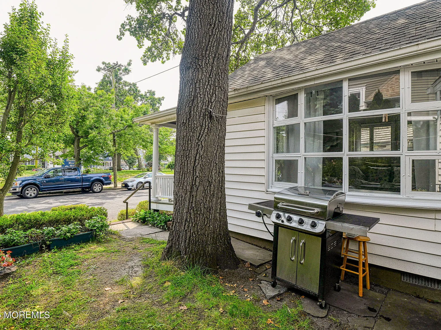 3 bed, 1.5 bath, 1586 sqft, $3,000 — Photo 4