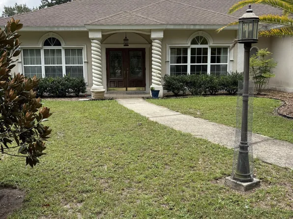 155 N Blake St, Pierson, FL 32180