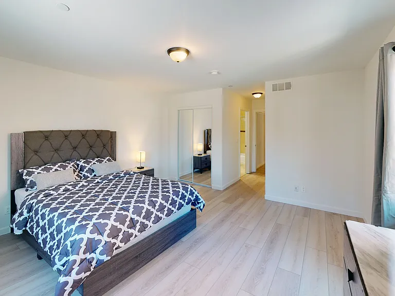 1857 W Slauson Ave — Photo 8