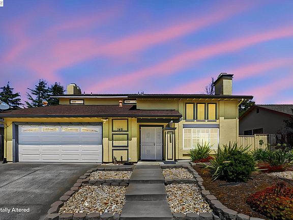 3rd image of 148 Valley Oak Ln