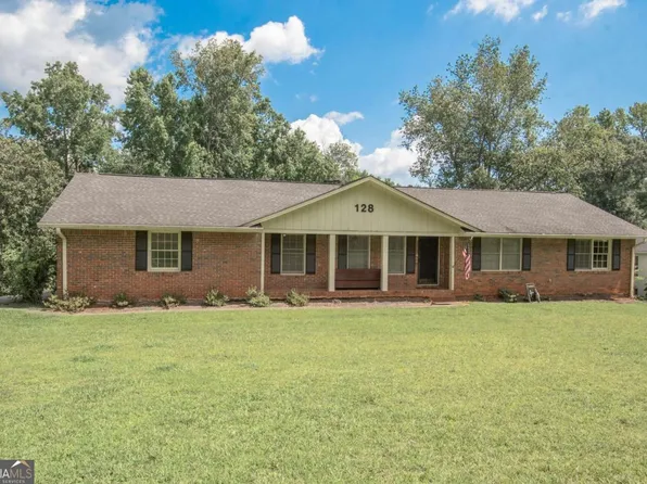 128 Robin Hood Dr, Newnan, GA 30263