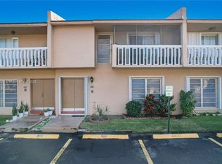 17190 SW 94th Ave APT 906, Palmetto Bay, FL 33157