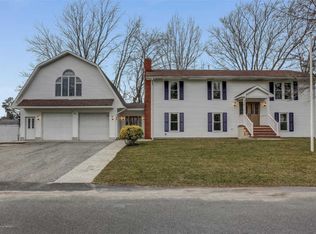 936 Mizzen Ave, Beachwood, NJ 08722