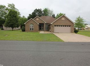 209 Lee St, Clinton, AR 72031