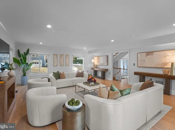 3015 Oregon Knolls Dr NW, Washington, DC 20015