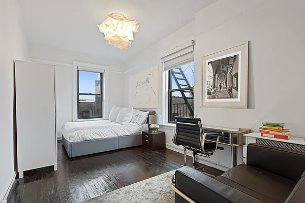 Sold by Compass | media 5