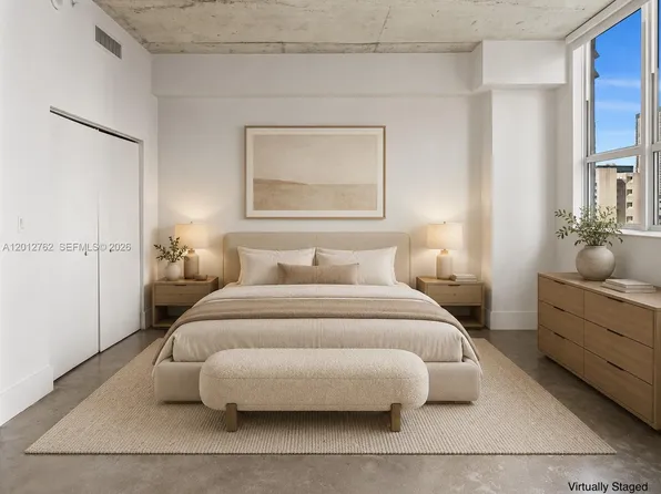 133 NE 2nd Ave APT 909, Miami, FL 33132