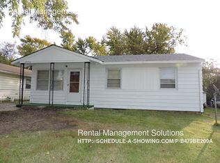 1824 SE Adams St, Topeka, KS 66607