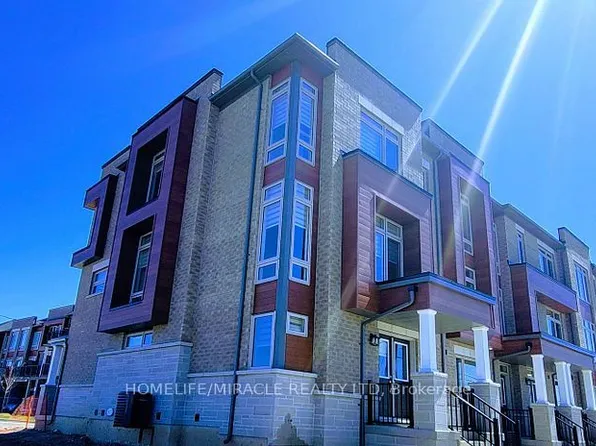 109 Donald Ficht Cres, Brampton, ON