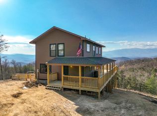 907 Manna Way, Cosby, TN 37722