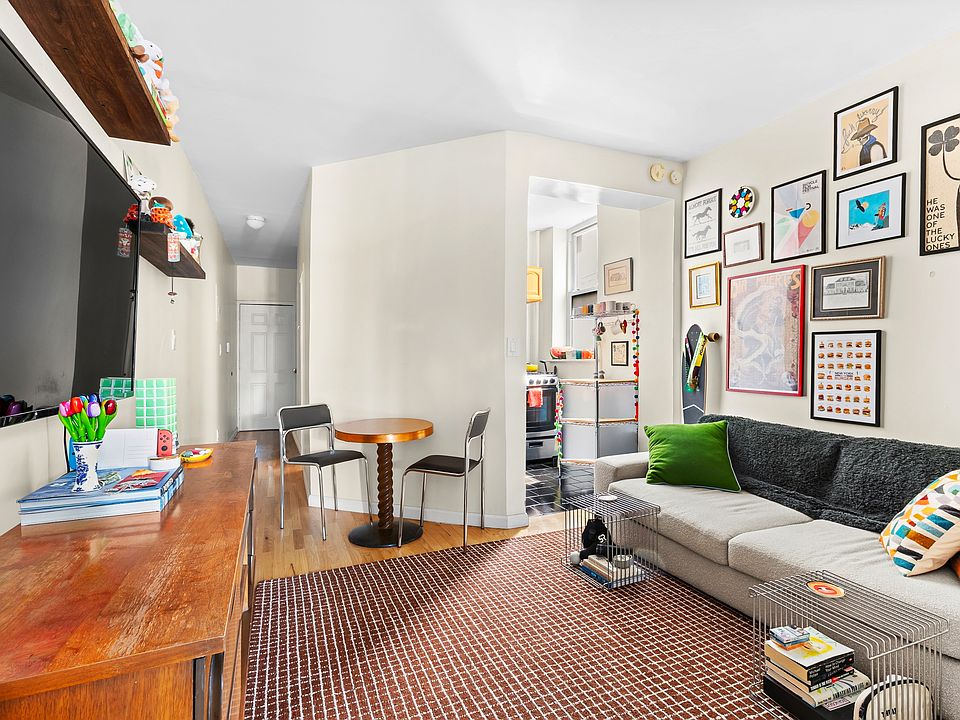1st image of 123 Guernsey St APT 2C