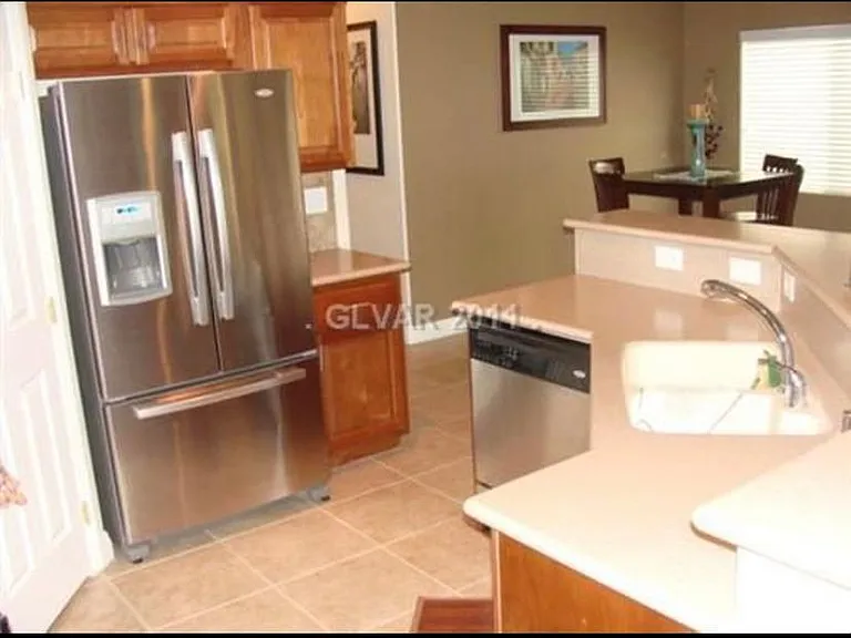 9157 Goose Lake Way #103 — Photo 5