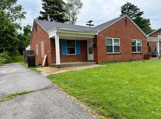 305 Hightower Rd, Lexington, KY 40517
