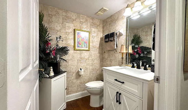 1 John Anderson Dr #405 — Photo 2
