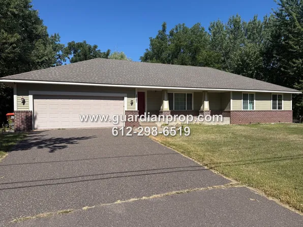2647 Margaret Ave E, Maplewood, MN 55119