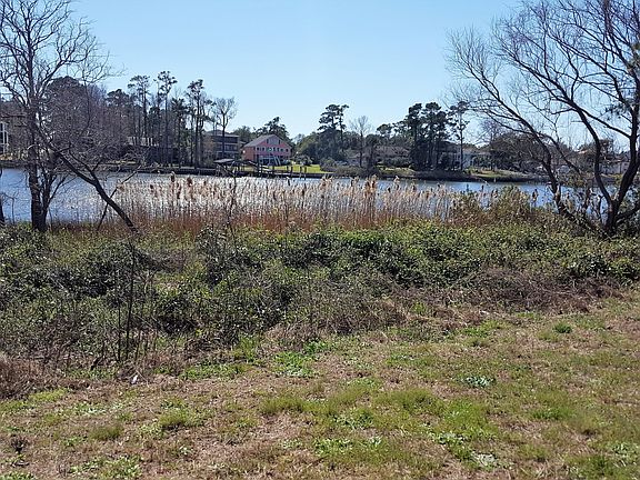 2nd image of 2795 Harborside Way SE