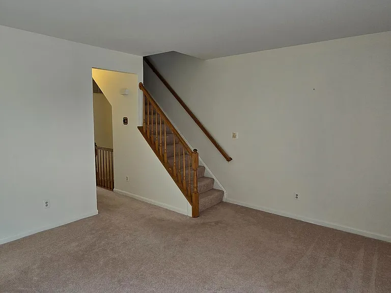 2436 Old Farmhouse Ct — Photo 11