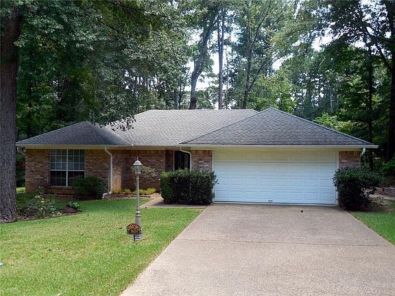 2nd image of 1620 Meadowlark Ln