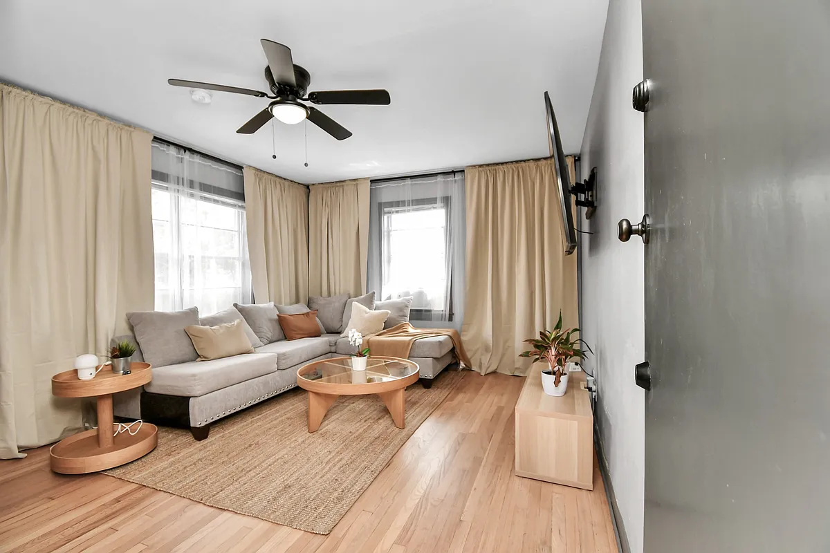 Building Photo - 4712 Polk St #4