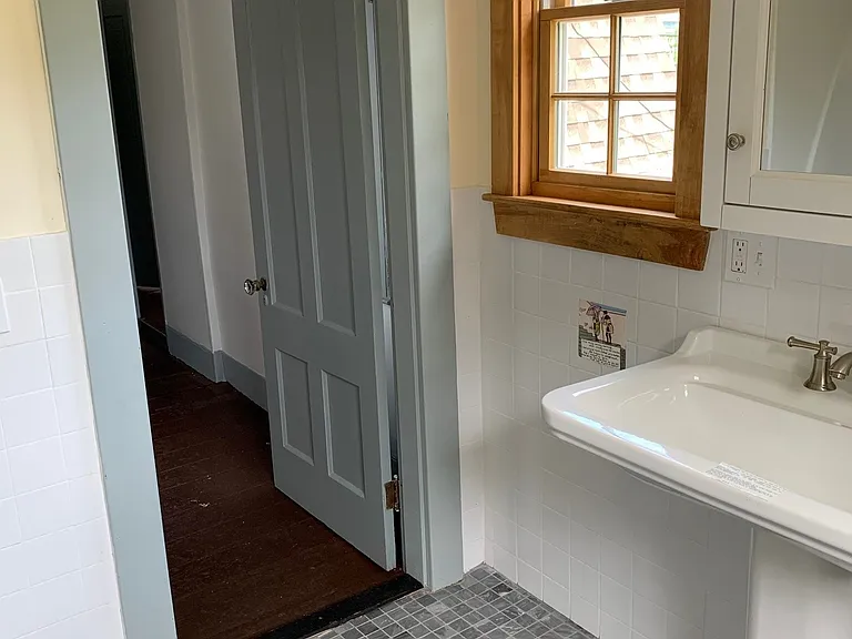 26 Dearborn St — Photo 11