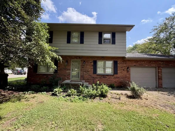 5724 Old Logan Rd SE, Lancaster, OH 43130