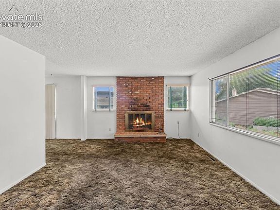 5th image of 4105 Garrett Pl