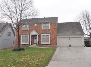 8951 Hall Dr, Lenexa, KS 66219