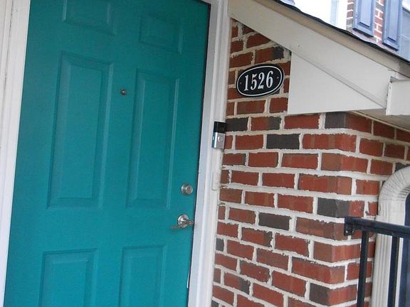 3rd image of 1526 Thomas Jefferson Ct #1526