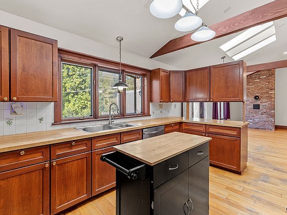 3rd image of 3501 Stanton Rd